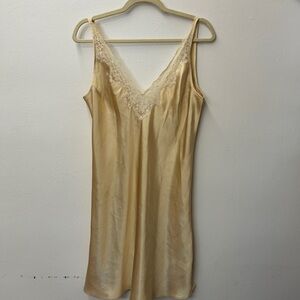 Victoria’s Secret slip dress mini